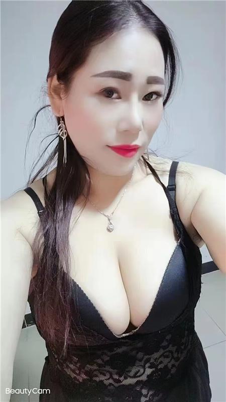 丰满熟女浪的飞起！-2.png